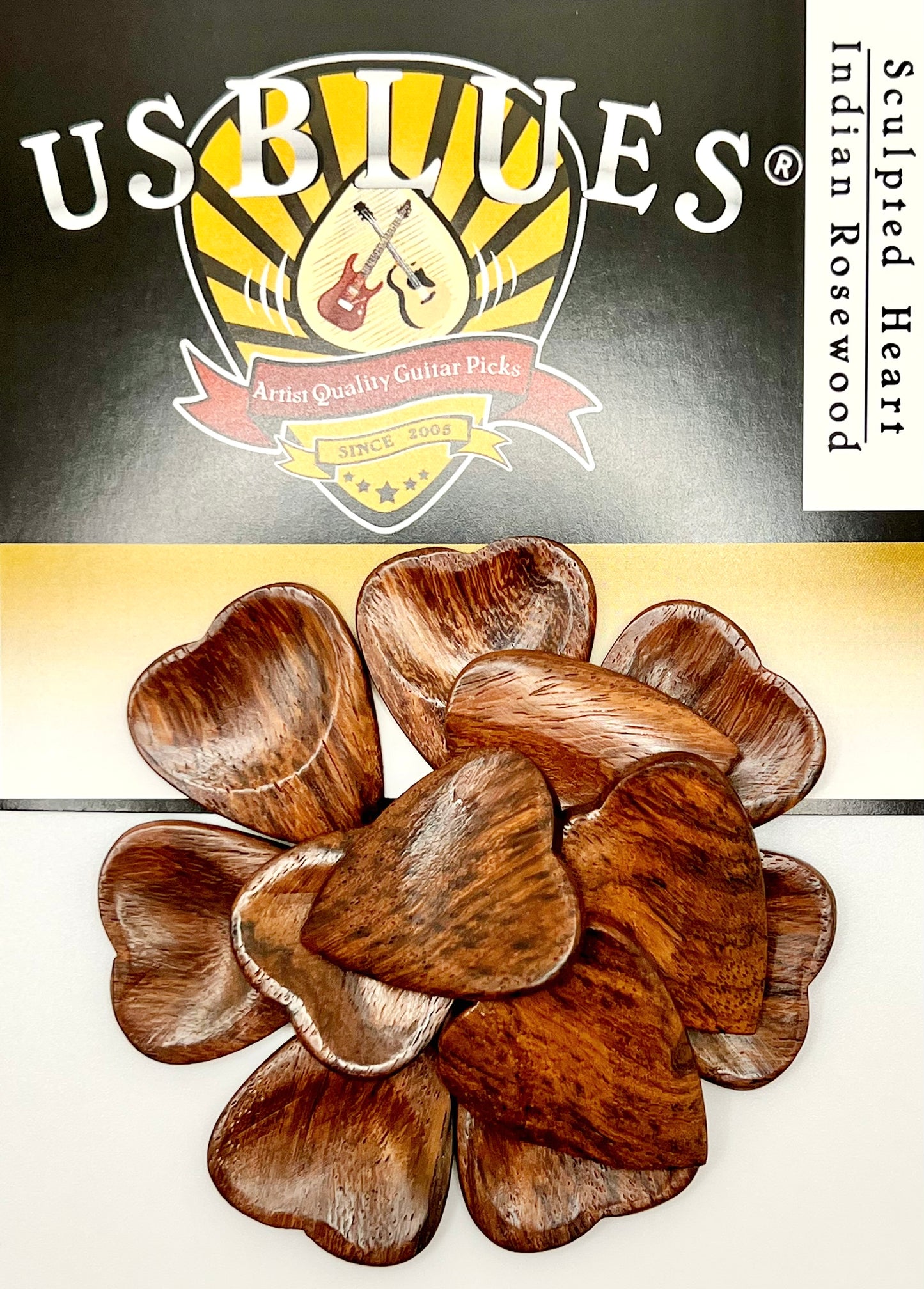 Rosewood Heart Guitar Picks – Sculpted Grip (3-Pack)