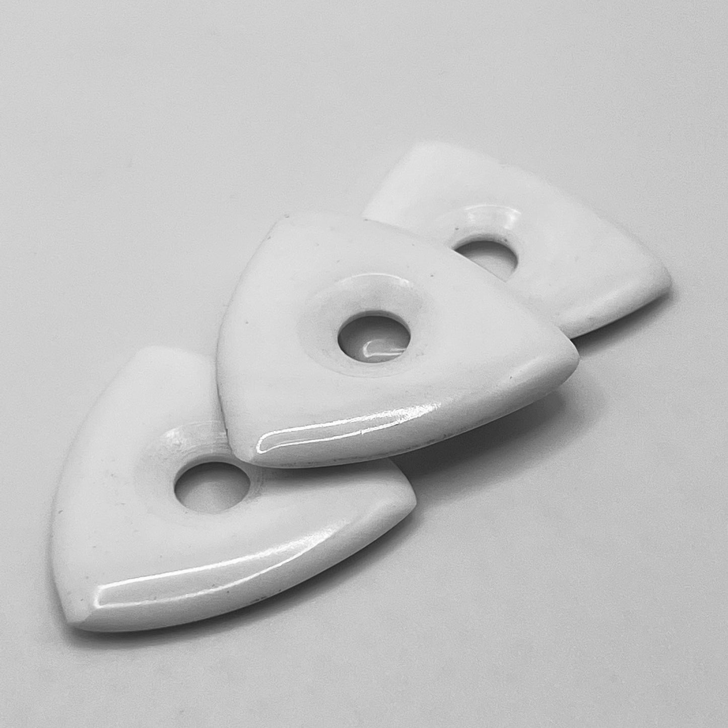 Buffalo Bone TriStar Guitar Picks with Grip Hole – US Blues®