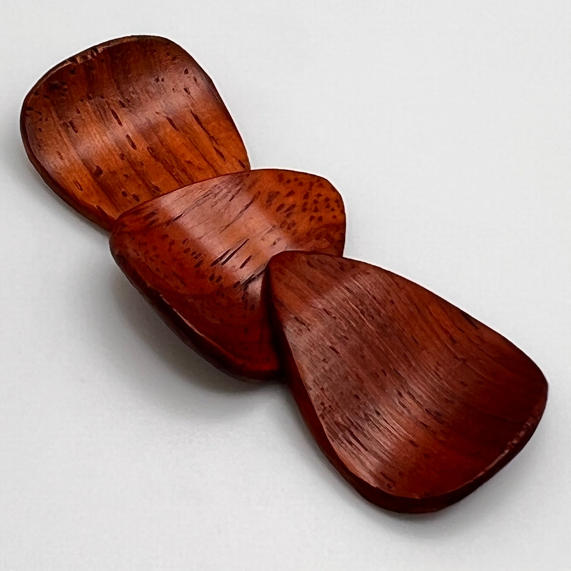 Sculpted Scooped Padauk Curved Grip 351 Shape US Blues Artist Quality Guitar Picks PADAUK 3 Picks per Pack P3 SPPD