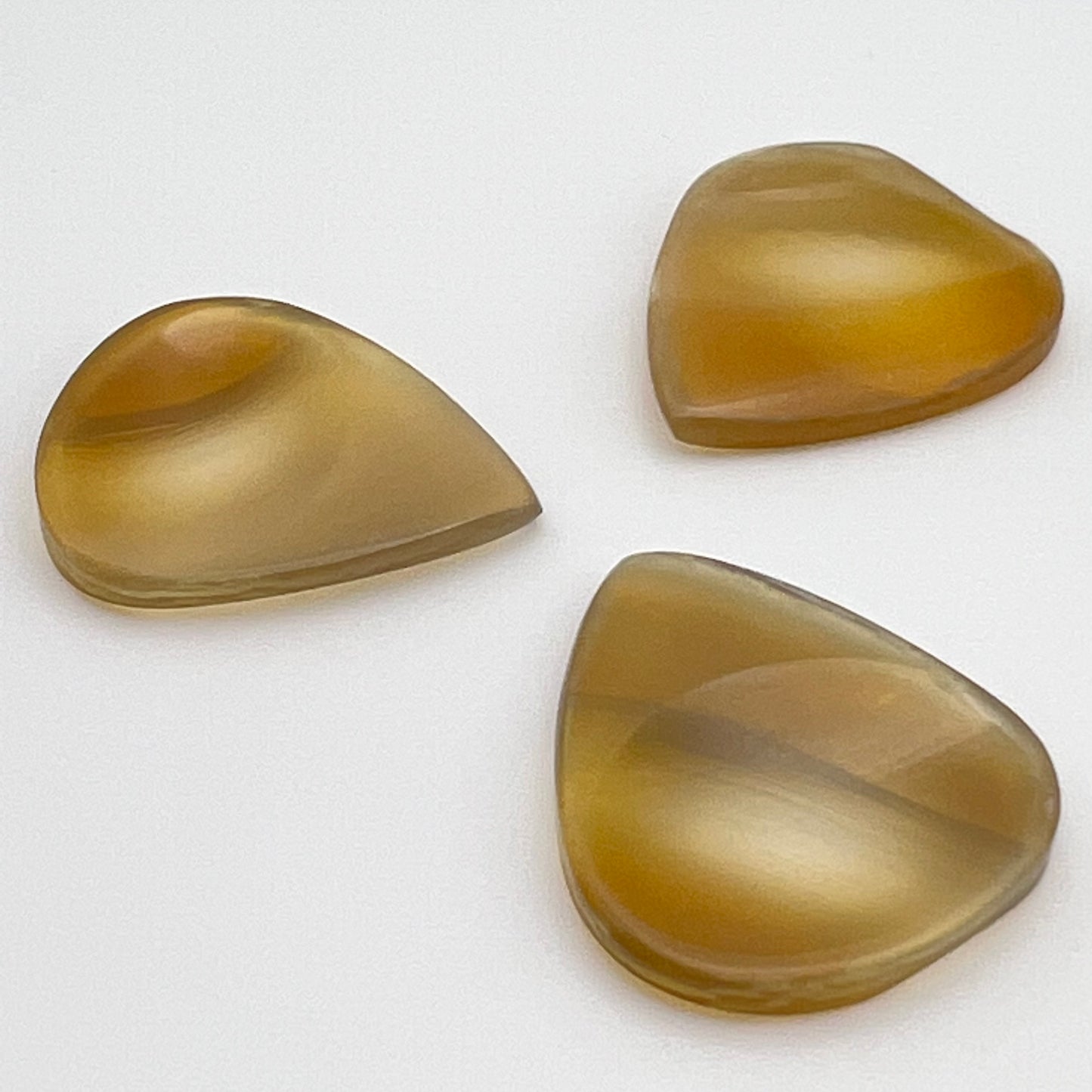 Sculpted Series Amber Horn-Finely Sculpted US Blues® Artist Quality Guitar Picks-AMBER HORN (3 Picks per Pack) P3-SCAH